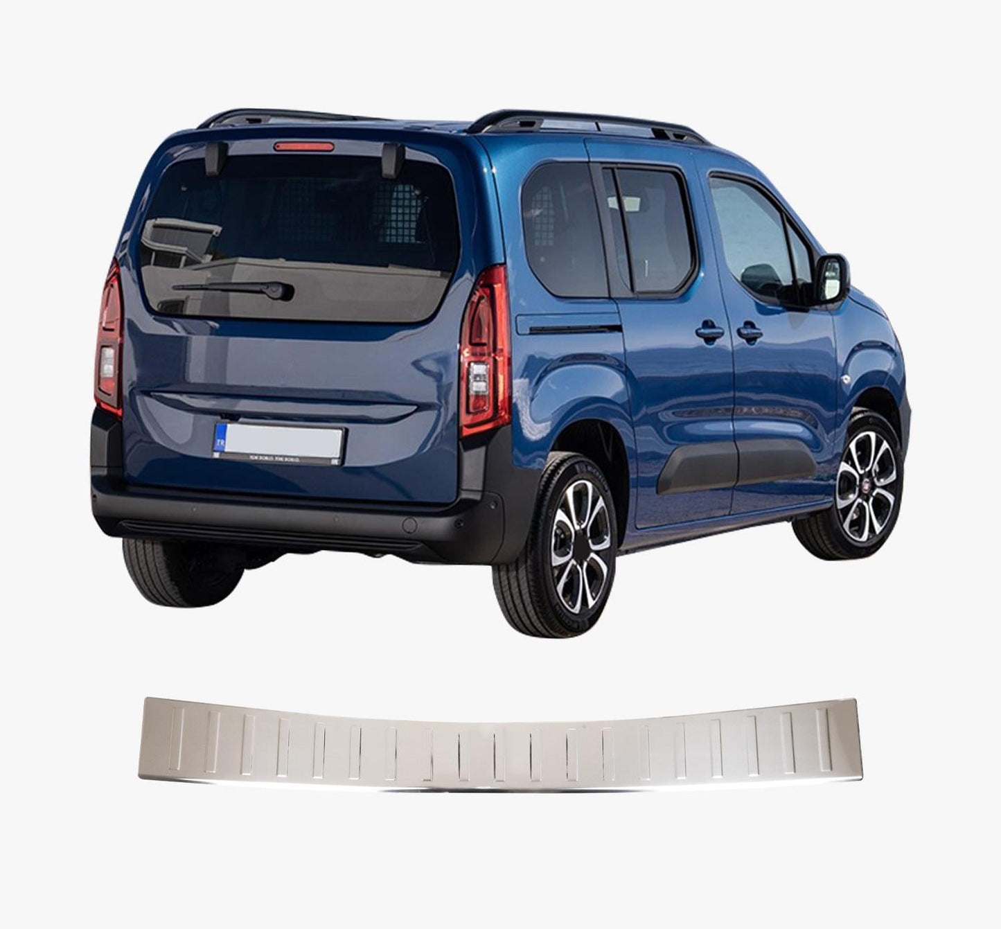 Fiat Doblò 2022-onward with polished stainless steel rear bumper sill cover