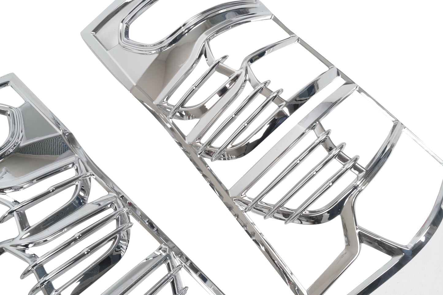 Mercedes-Benz Vito W447 (2015-Present) Stainless Steel Chrome Tail Light Frames