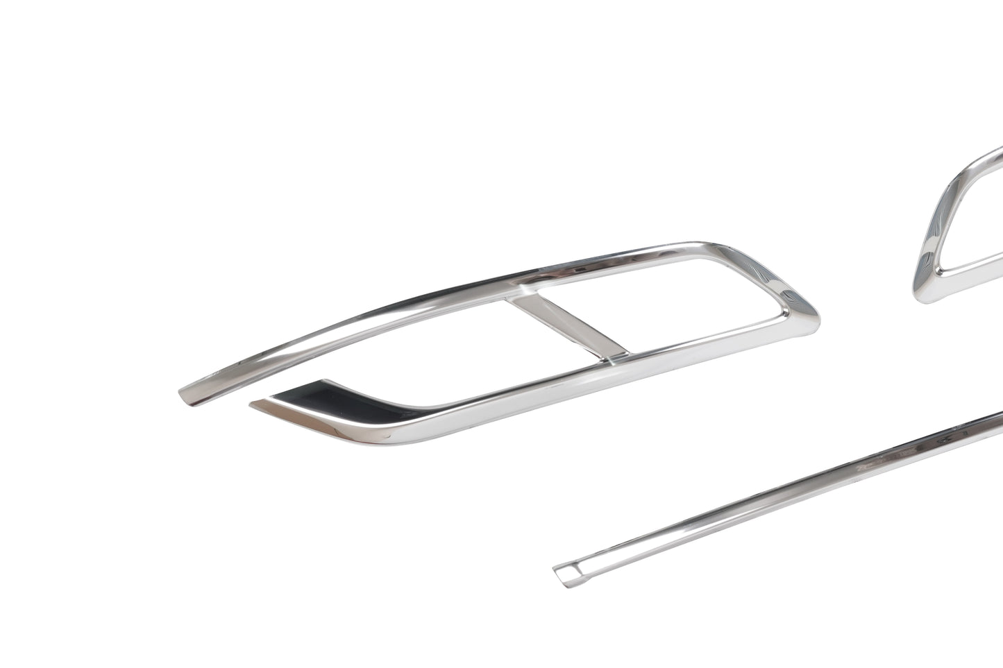 Volkswagen Passat B8.5 Facelift (2019-2023) Stainless Steel Chrome Rear Bumper Diffuser Dual Exhaust Trims