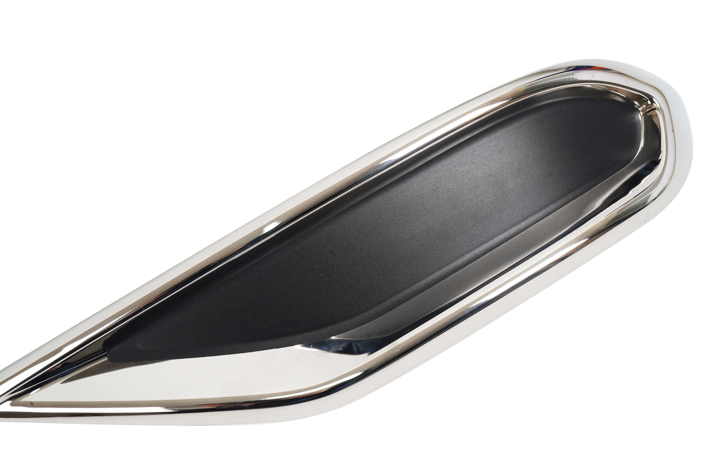 Volkswagen Tiguan Facelift (2020-2024) Stainless Steel Chrome Rear Bumper Exhaust-Look Diffuser Trims - 3 Pieces